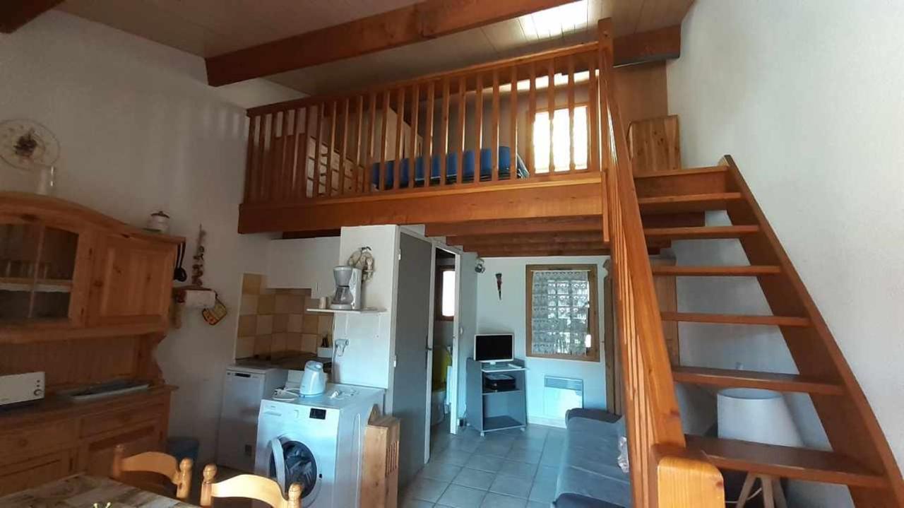 Mazet De Vacances Dans Le Domaine De L'Espai Saint-Martin-de-Brômes Exteriör bild