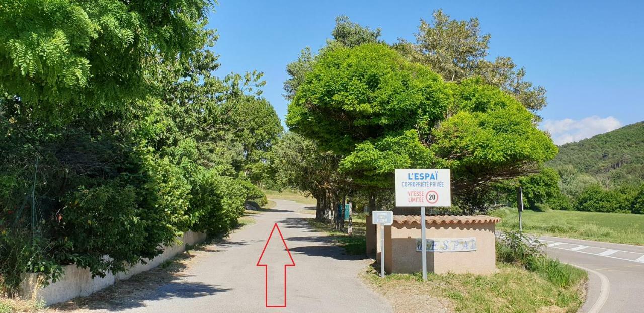 Mazet De Vacances Dans Le Domaine De L'Espai Saint-Martin-de-Brômes Exteriör bild