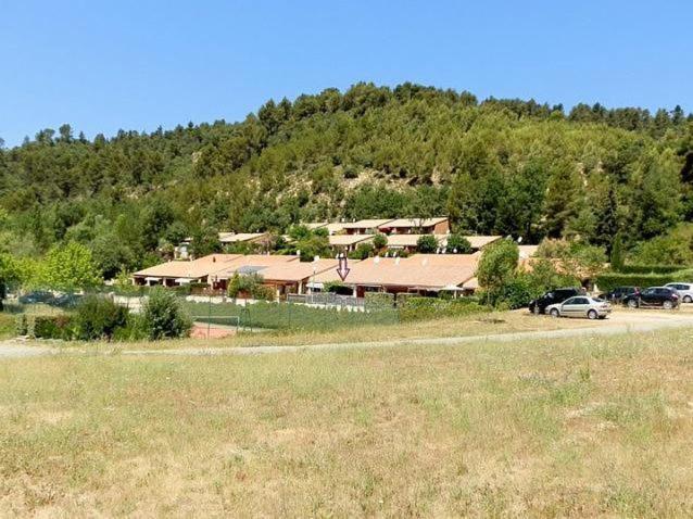 Mazet De Vacances Dans Le Domaine De L'Espai Saint-Martin-de-Brômes Exteriör bild